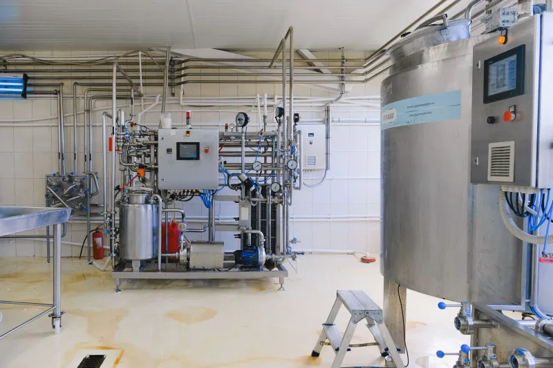 Fragmented by Design: How Multi-Vendor Vacuum Ecosystems Are Quietly Undermining Your Facility's Efficiency